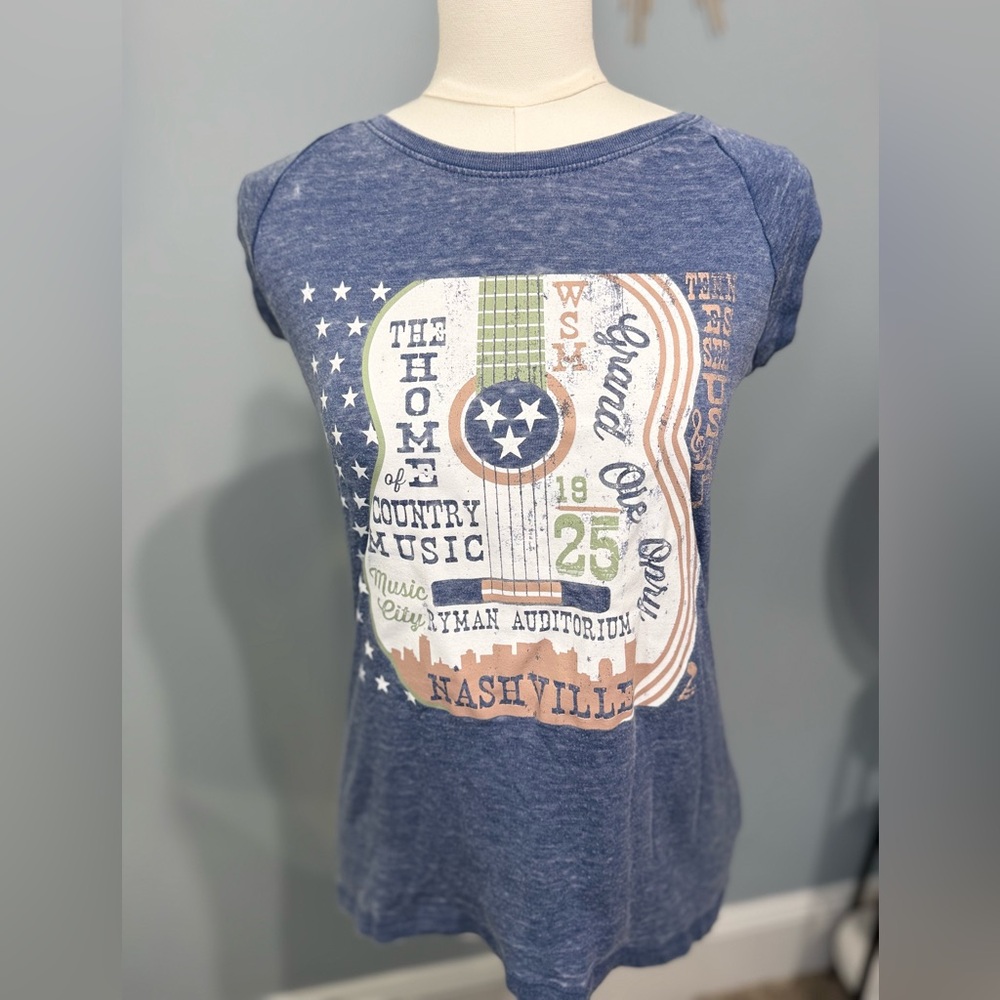 Woman’s Ryman Auditorium Nashville Music City Sleeveless T-shirt